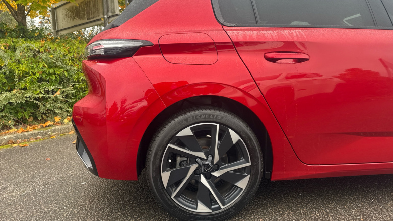 Peugeot 308 1.2 PureTech Allure Premium 5dr EAT8 Petrol Hatchback